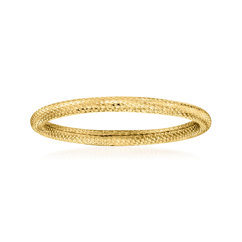 18kt yellow gold textured band ring, low-profile with smooth inner surface