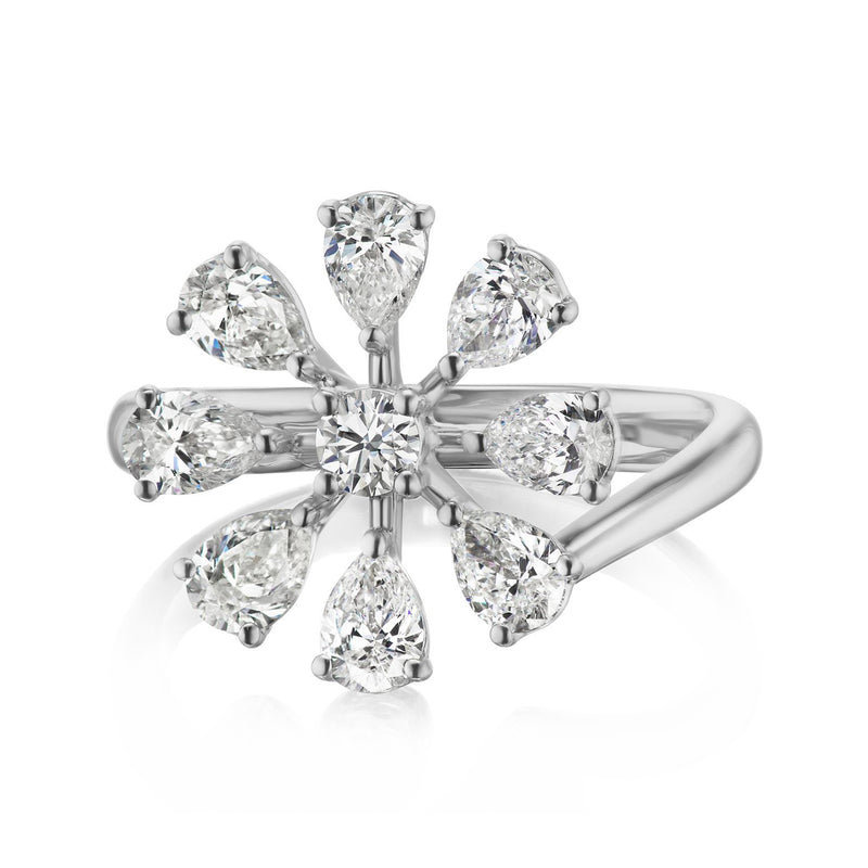 18kt white gold diamond flower ring with six prong-set round stones