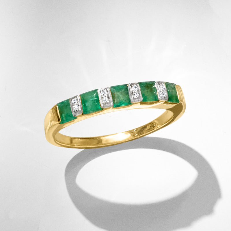 18kt gold over sterling ring featuring emerald-green panels with diamond settings
