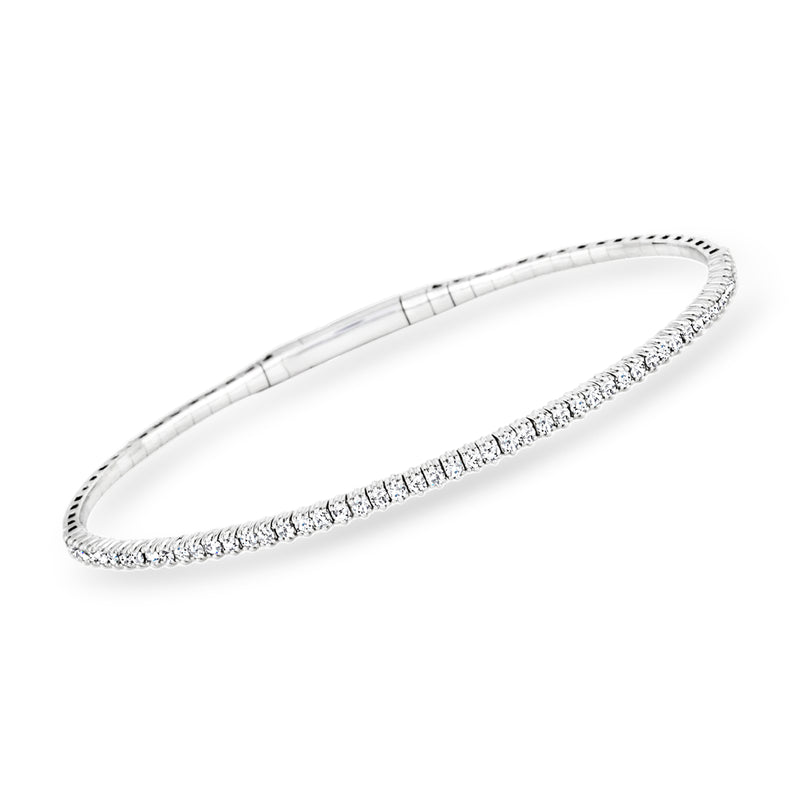 Diamond bangle bracelet in 14kt white gold