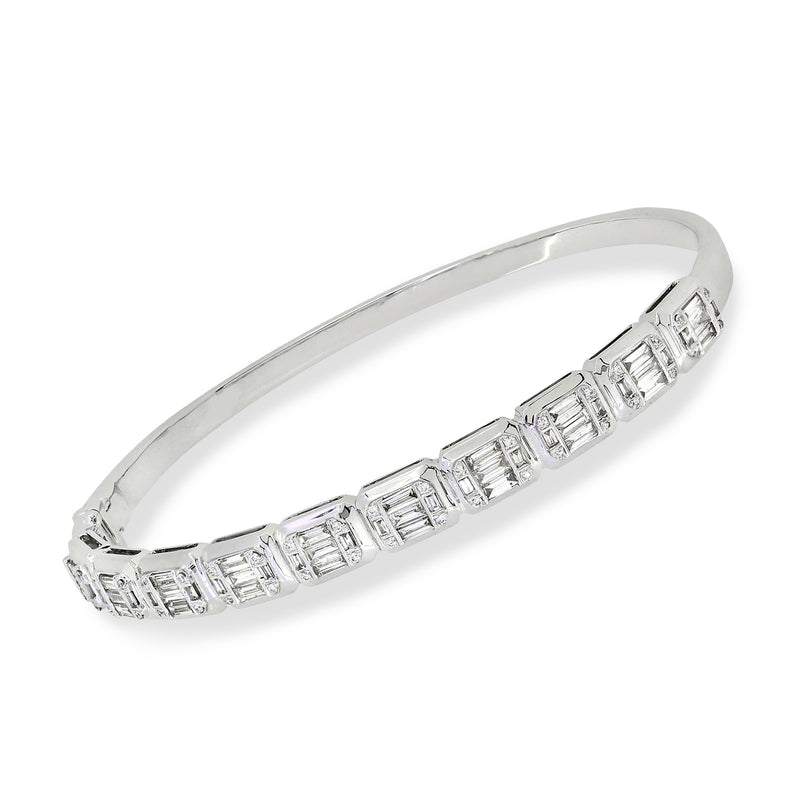 18kt white gold diamond cluster bangle bracelet with baguette and round-cut stones