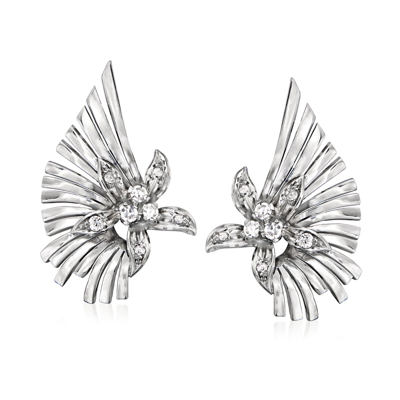 Vintage diamond flower clip-on earrings in 18kt white gold, fan-shaped petals