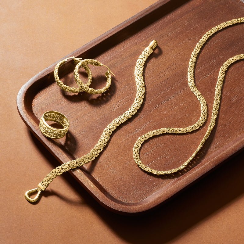 10kt yellow gold Byzantine chain necklace with clasp and linked chain