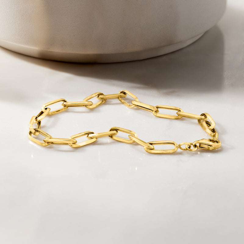10kt yellow gold paperclip link bracelet, oval chain links in yellow gold
