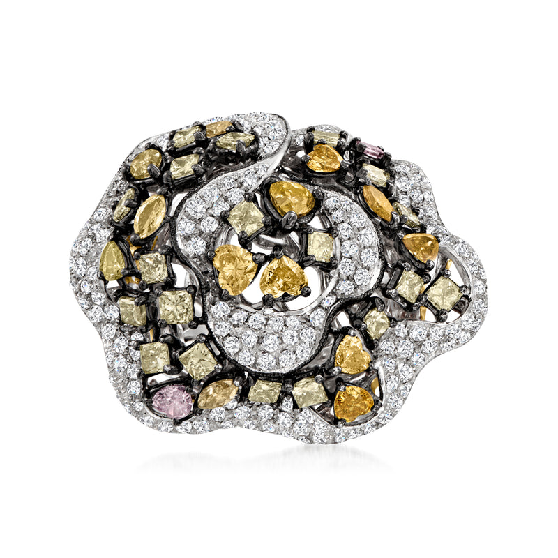 Multicolored diamond ring in two-tone gold with scalloped pavé and cluster setting