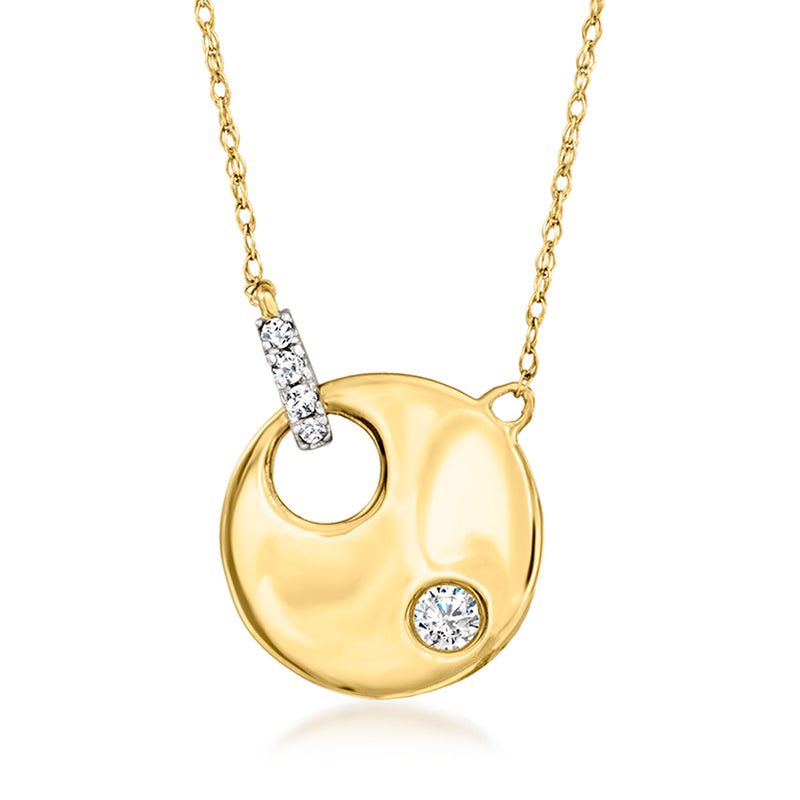 14kt yellow gold diamond circle pendant necklace with round and baguette diamonds