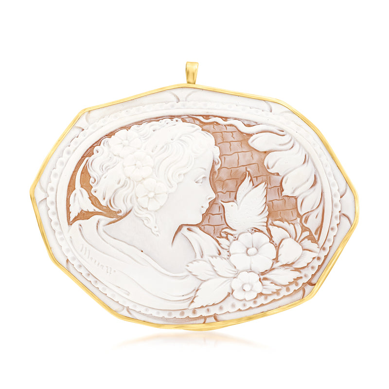 Oval cameo shell pendant with woman profile and bird, framed in 18kt yellow gold.