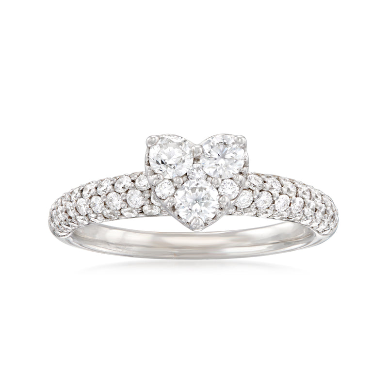 Diamond heart ring in 18kt white gold with pavé band