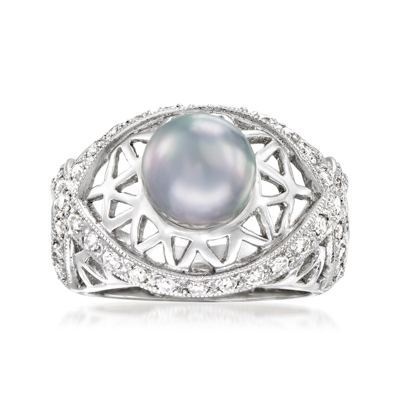 Vintage 18kt white gold ring with gray cultured pearl and diamond halo