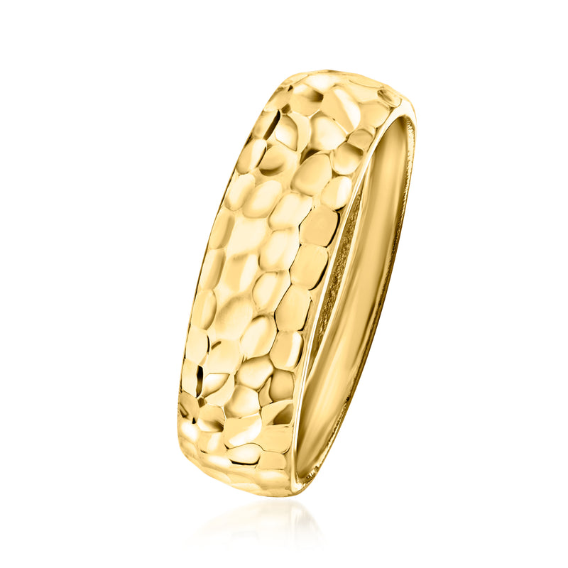 Yellow gold groove-pattern band ring, side view