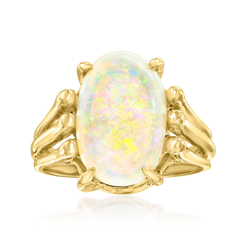 Vintage opal ring in 14kt yellow gold with oval opal center stone