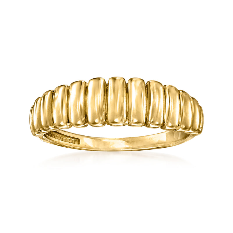 14kt yellow gold ribbed ring with curved band profile