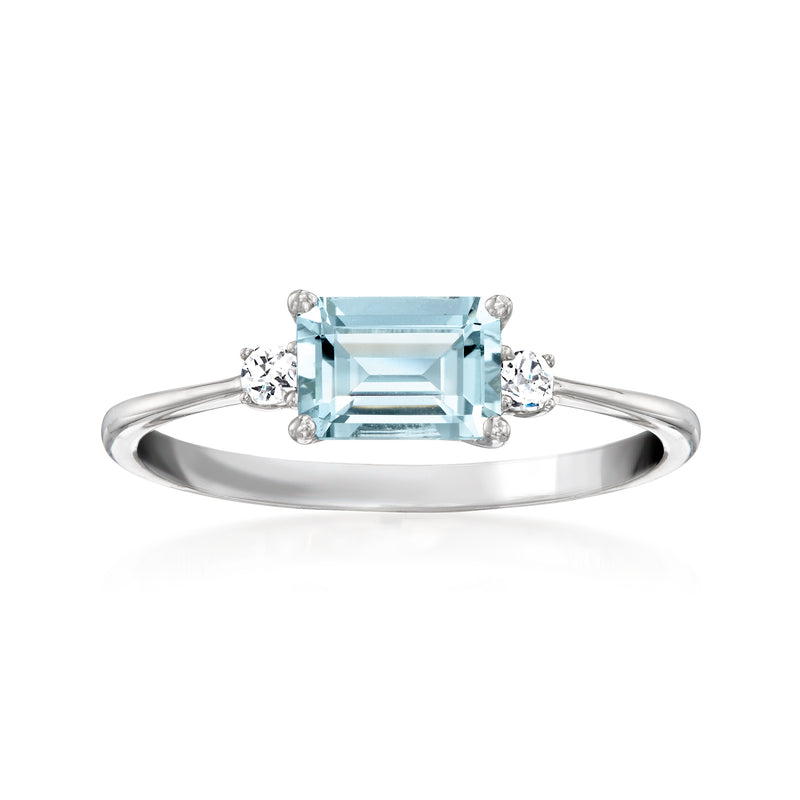 Aquamarine and diamond ring in 18kt white gold with emerald-cut center stone