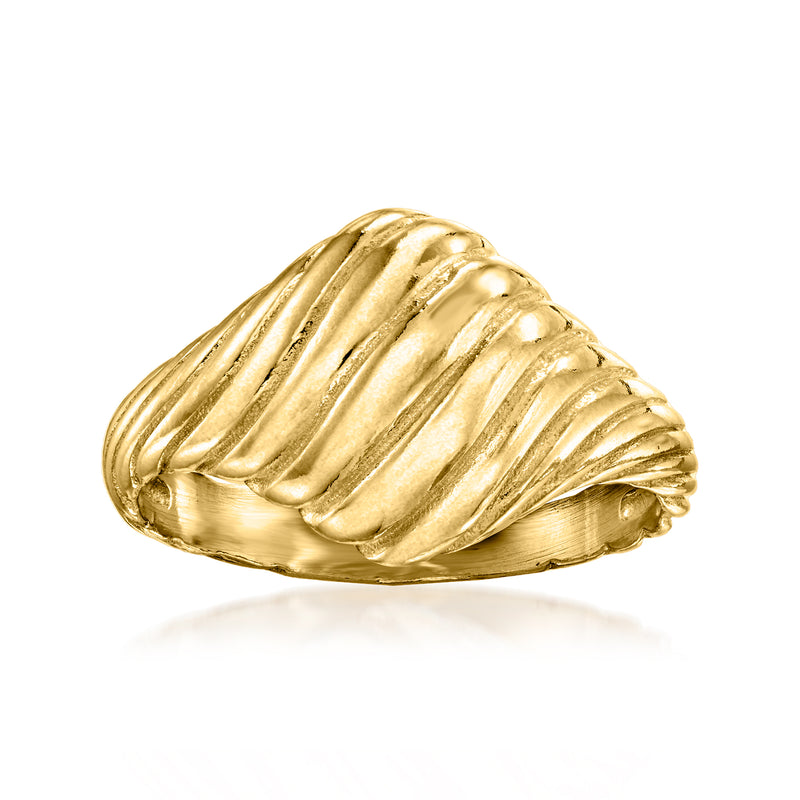 Gold over sterling graduated ridged ring with scalloped edge
