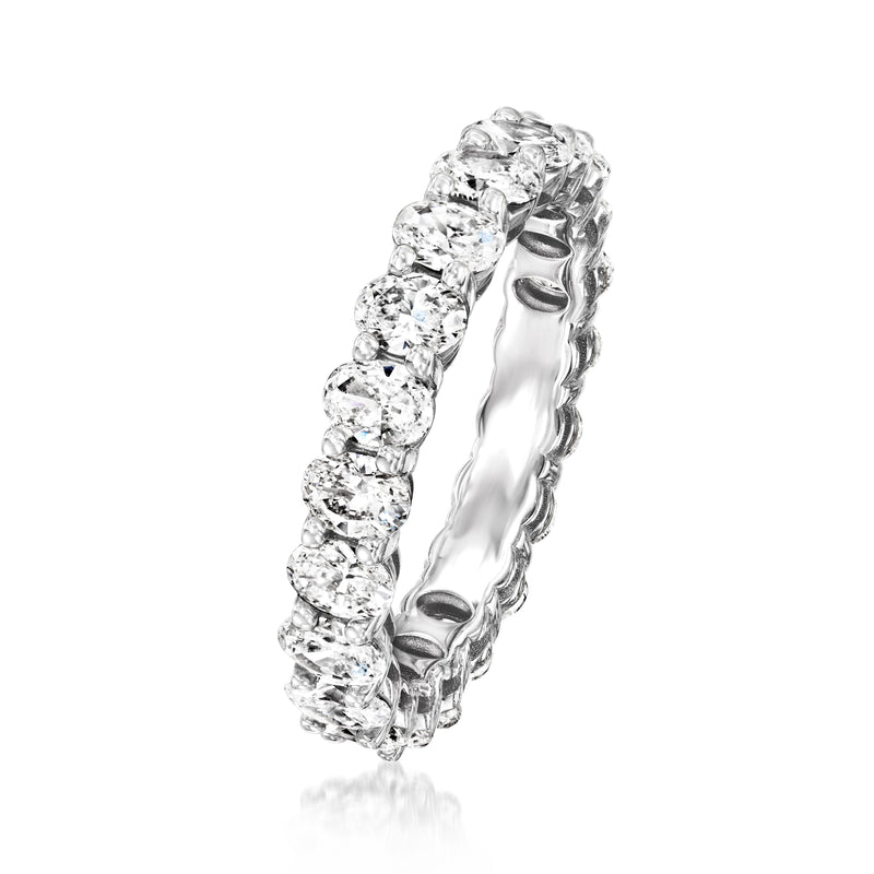 14kt white gold oval diamond eternity band, curved side view of linked settings.