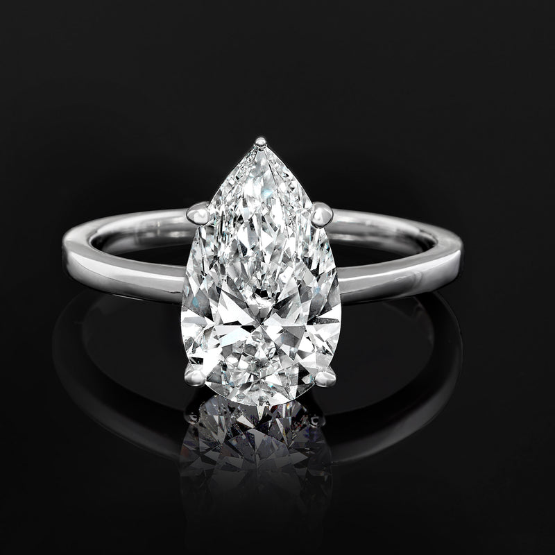 Pear-shaped lab-grown diamond solitaire ring in 14kt white gold with prong-set pear