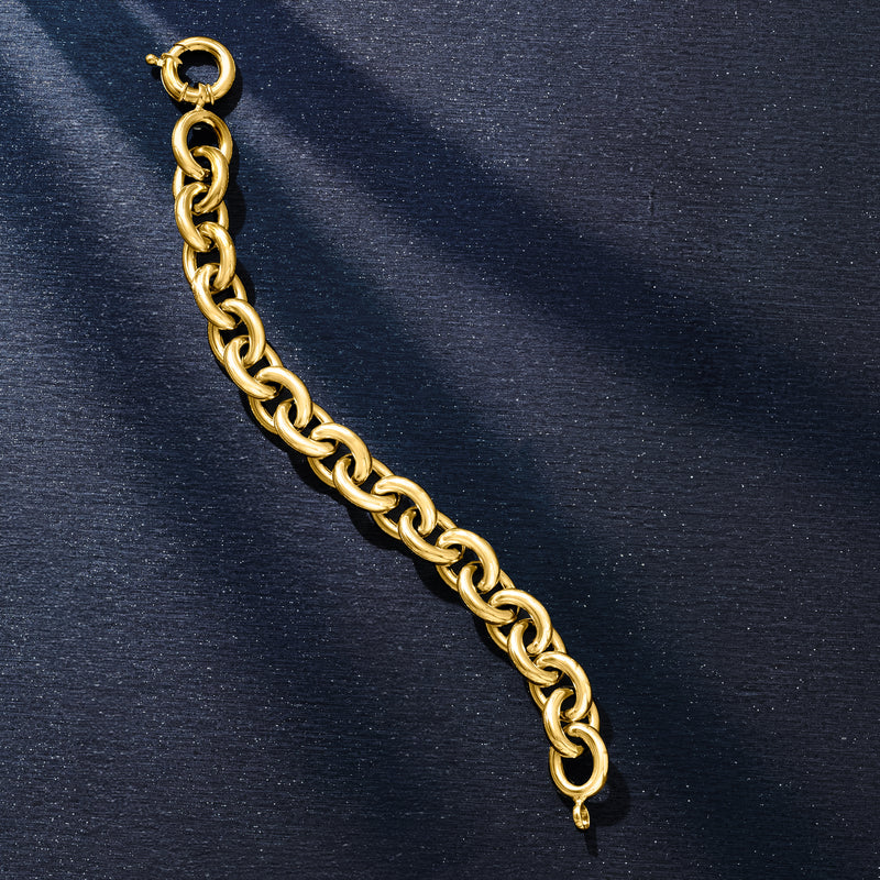 Yellow gold cable-chain bracelet with clasp hook and interlocking links