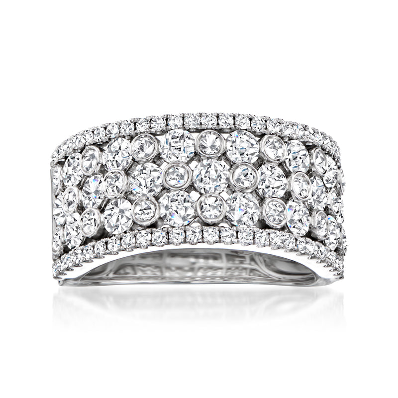 Diamond multi-row ring in 14kt white gold with round diamonds