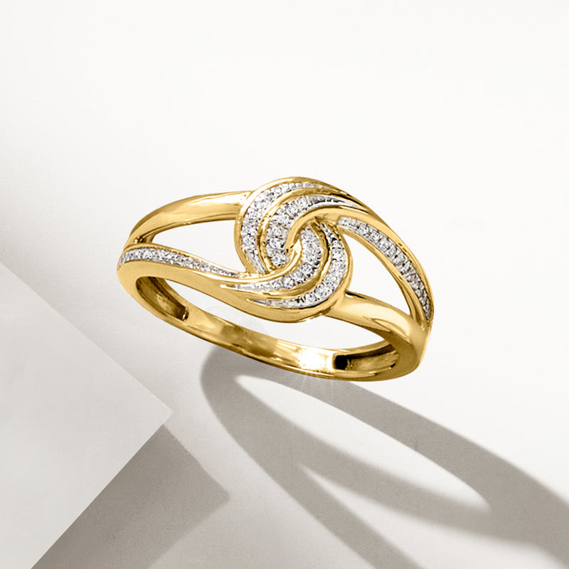14kt yellow gold swirl interlocking diamond ring, angled view