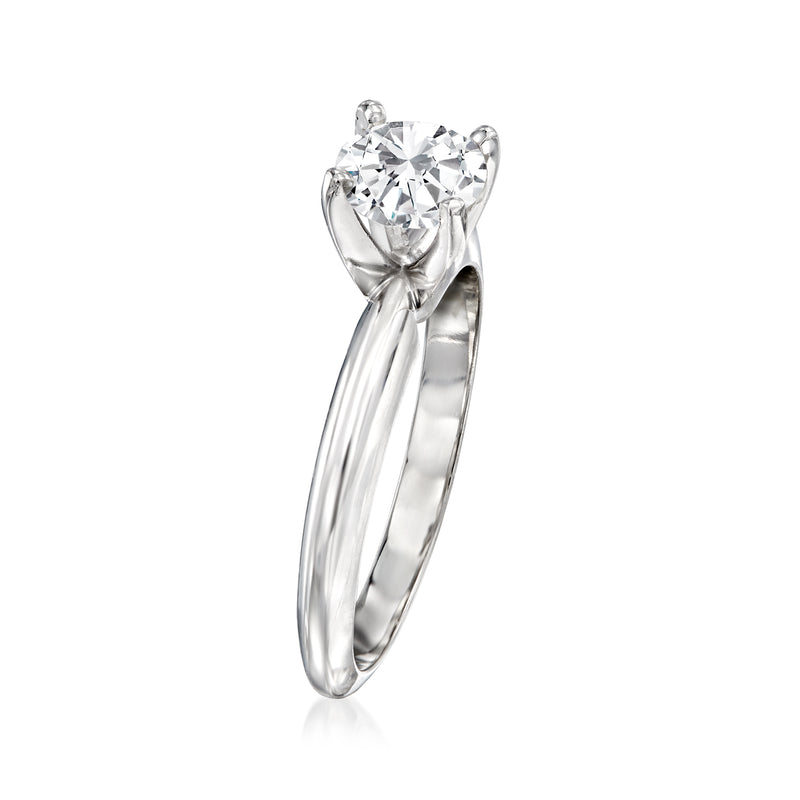 Round diamond solitaire ring in 14kt white gold, four-prong setting