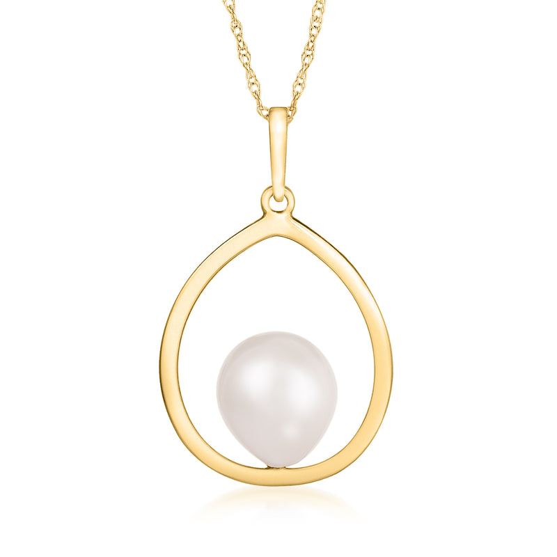 14kt yellow gold circle pendant necklace with single cultured pearl