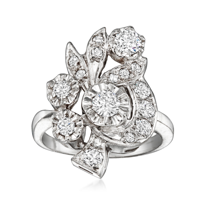 14kt white gold vintage diamond cluster ring with round brilliant stones