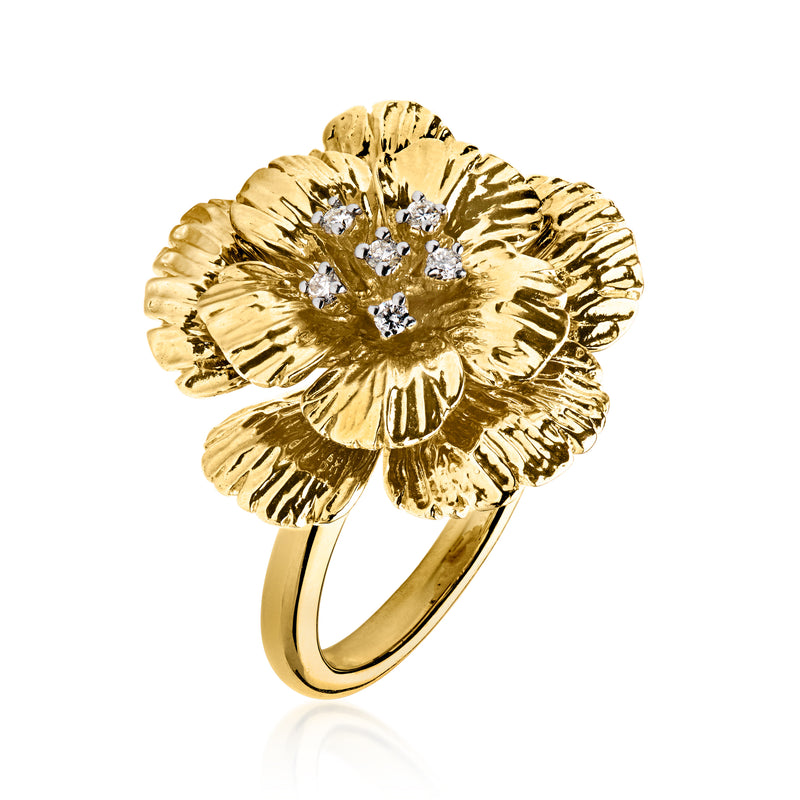Gold floral diamond-like ring with scalloped flower face and slim band