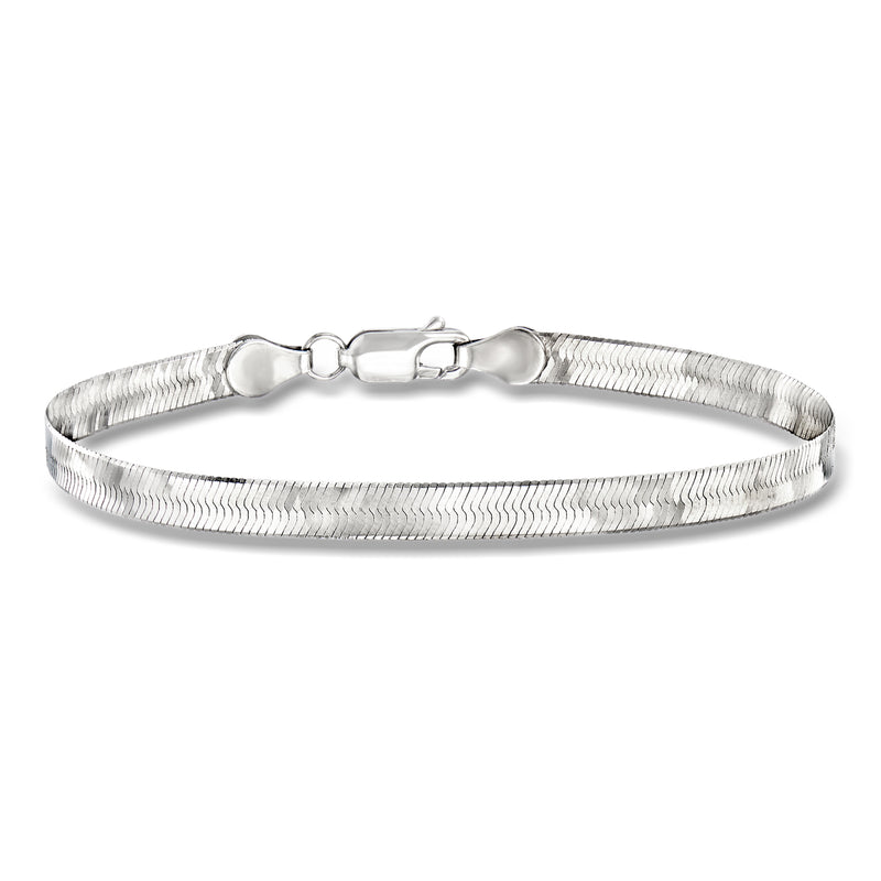 14kt white gold herringbone bracelet with box clasp, flat 5mm links