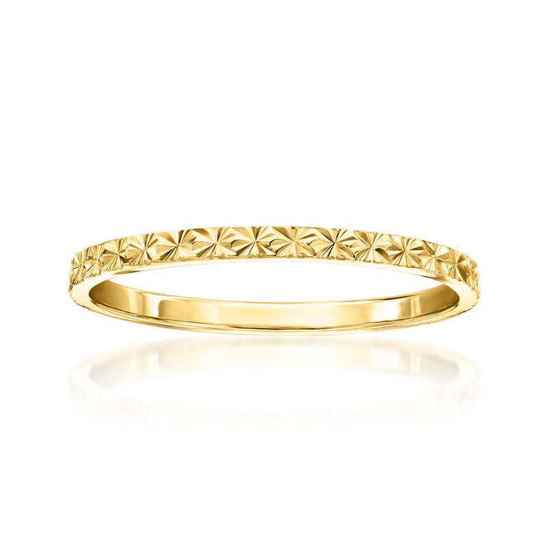 14kt yellow gold diamond-cut ring with polished round band