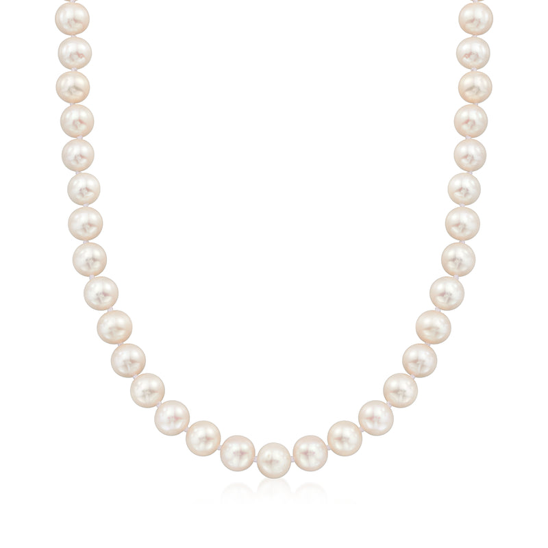Cultured pearl necklace with 8–9mm round white pearls on a gold chain