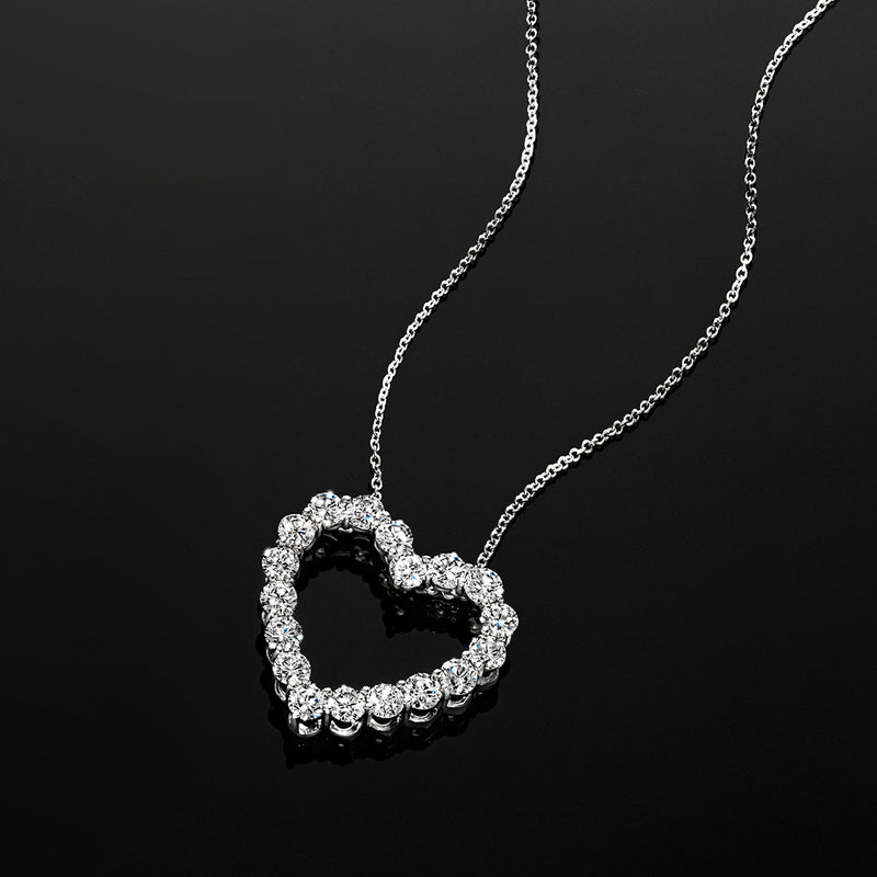 Heart pendant necklace with lab-grown diamonds in 14kt white gold