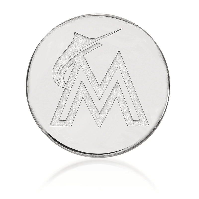 Round lapel pin with engraved stylized M logo in polished white gold