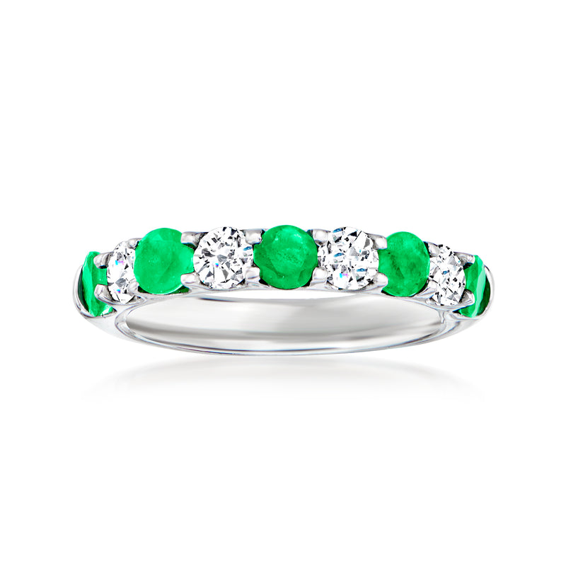 Emerald and diamond ring in 14kt white gold, with green emerald and round white stones