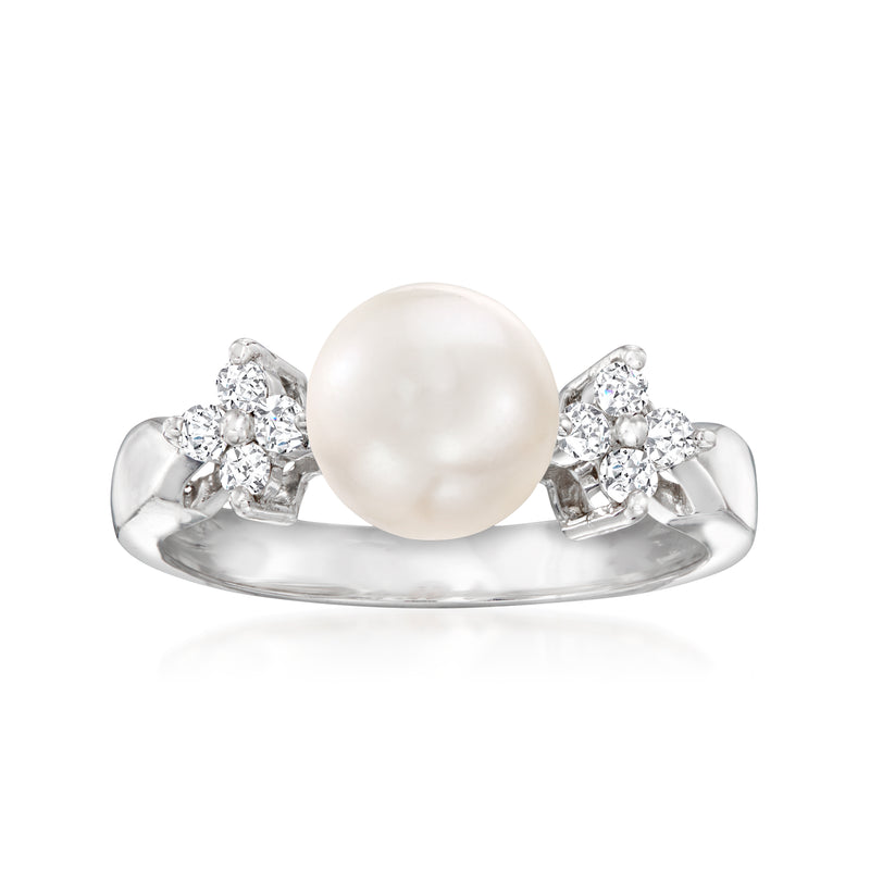 14kt white gold ring with 8mm cultured pearl and diamond-accented shoulders