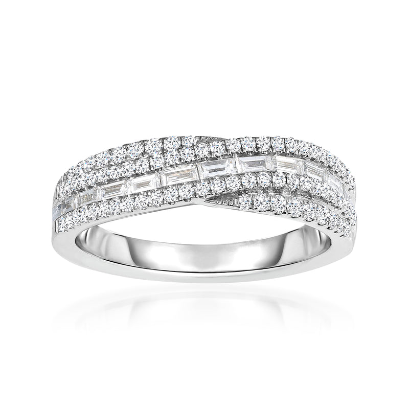14kt white gold twisted diamond ring with baguette and round stones