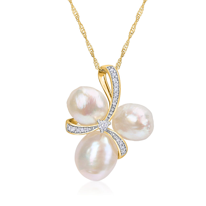 14kt yellow gold pearl trio pendant necklace with three white pearls and diamond accents