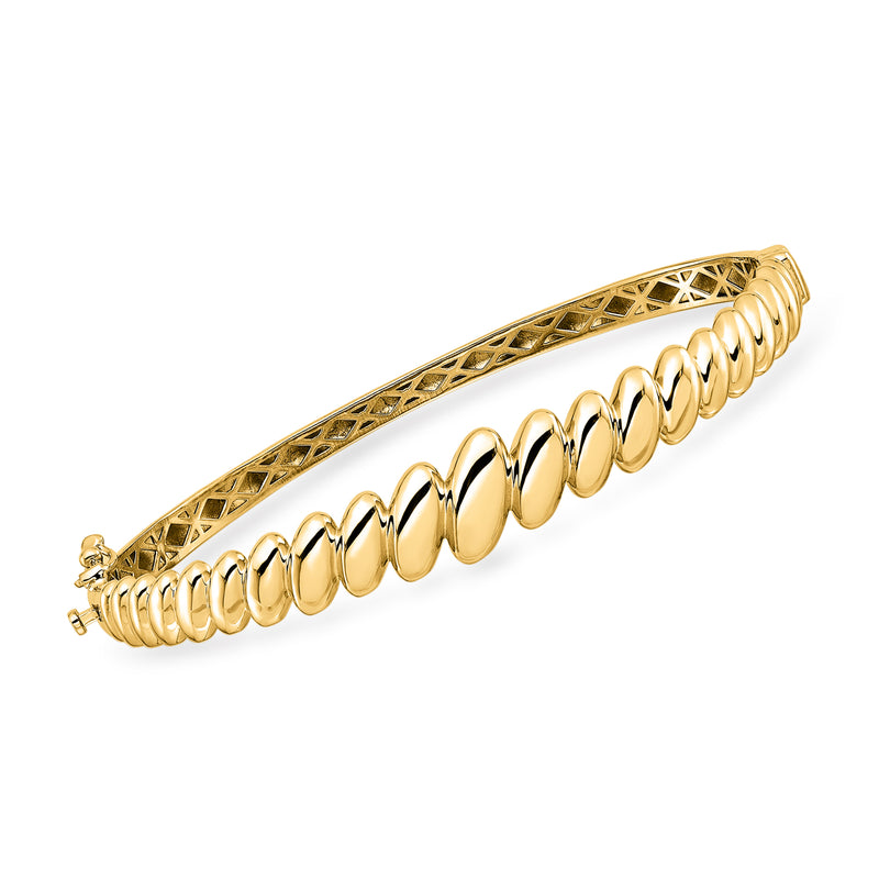 14kt yellow gold graduated oval bangle bracelet with lattice top and hinged clasp