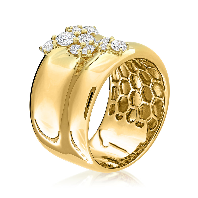 14kt yellow gold ring with scattered round diamonds on the top and openwork gallery detail