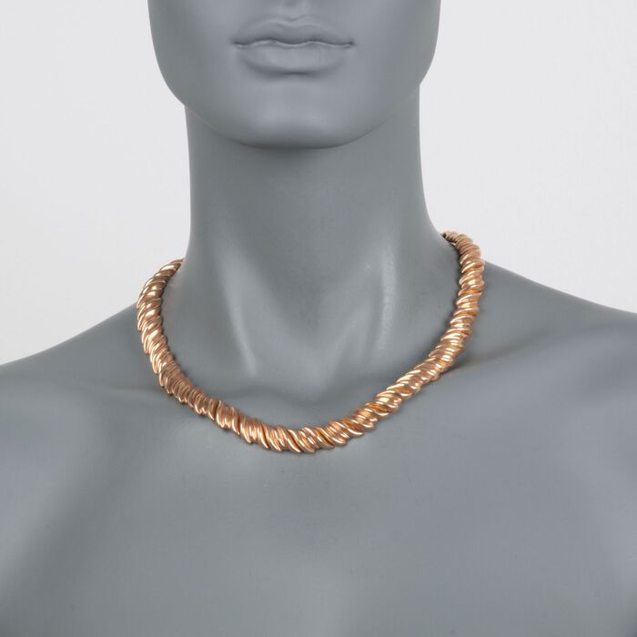 C. 1970 Vintage 18kt Yellow Gold Ribbed Necklace 18-inch