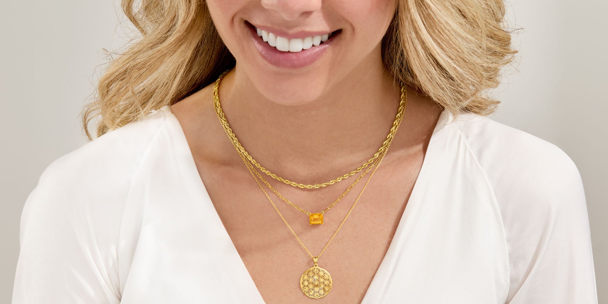 Necklace safety catch discount
