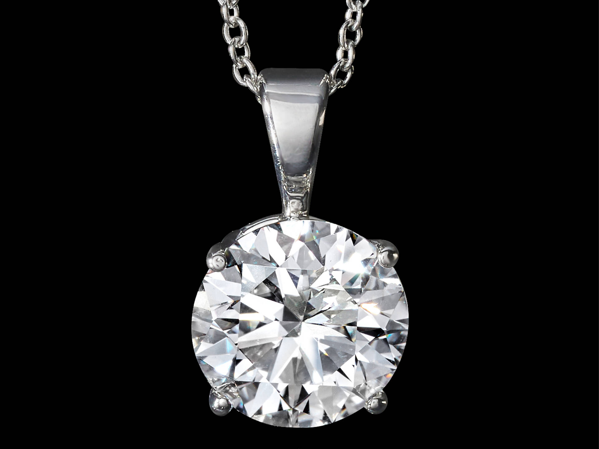 Round CZ LGD Pendant in 18kt Gold