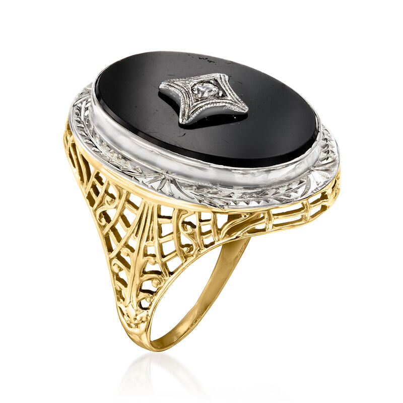 C. 1940 Vintage Onyx Ring with Single Diamond in 14kt Yellow Gold. Size 6 image number 2