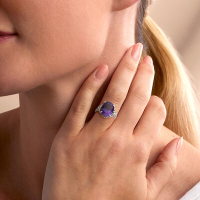 C. 1990 Vintage 6.00 Carat Amethyst Ring with Diamonds in Platinum
