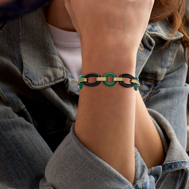 C. 1960 Vintage Onyx and Green Chalcedony Link Bracelet in 14kt Yellow Gold. 7&quot; image number 1