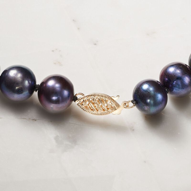 9.5-10.5mm Black Cultured Pearl Necklace with 14kt Yellow Gold image number 3