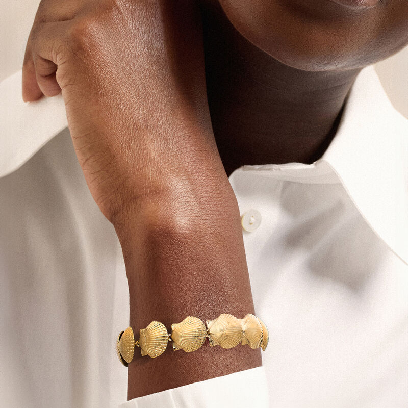 C. 1980 Vintage 14kt Yellow Gold Seashell Bracelet image number 1