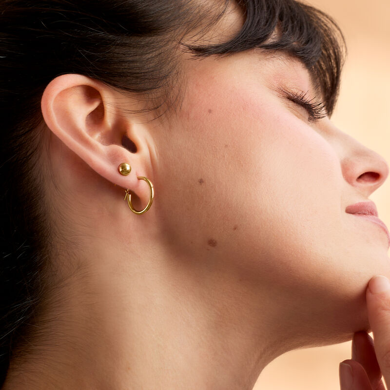 14kt Yellow Gold Jewelry Set: Stud and Hoop Earrings image number 3
