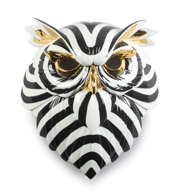 Lladro &quot;Owl Mask&quot; Porcelain Figurine image number 0