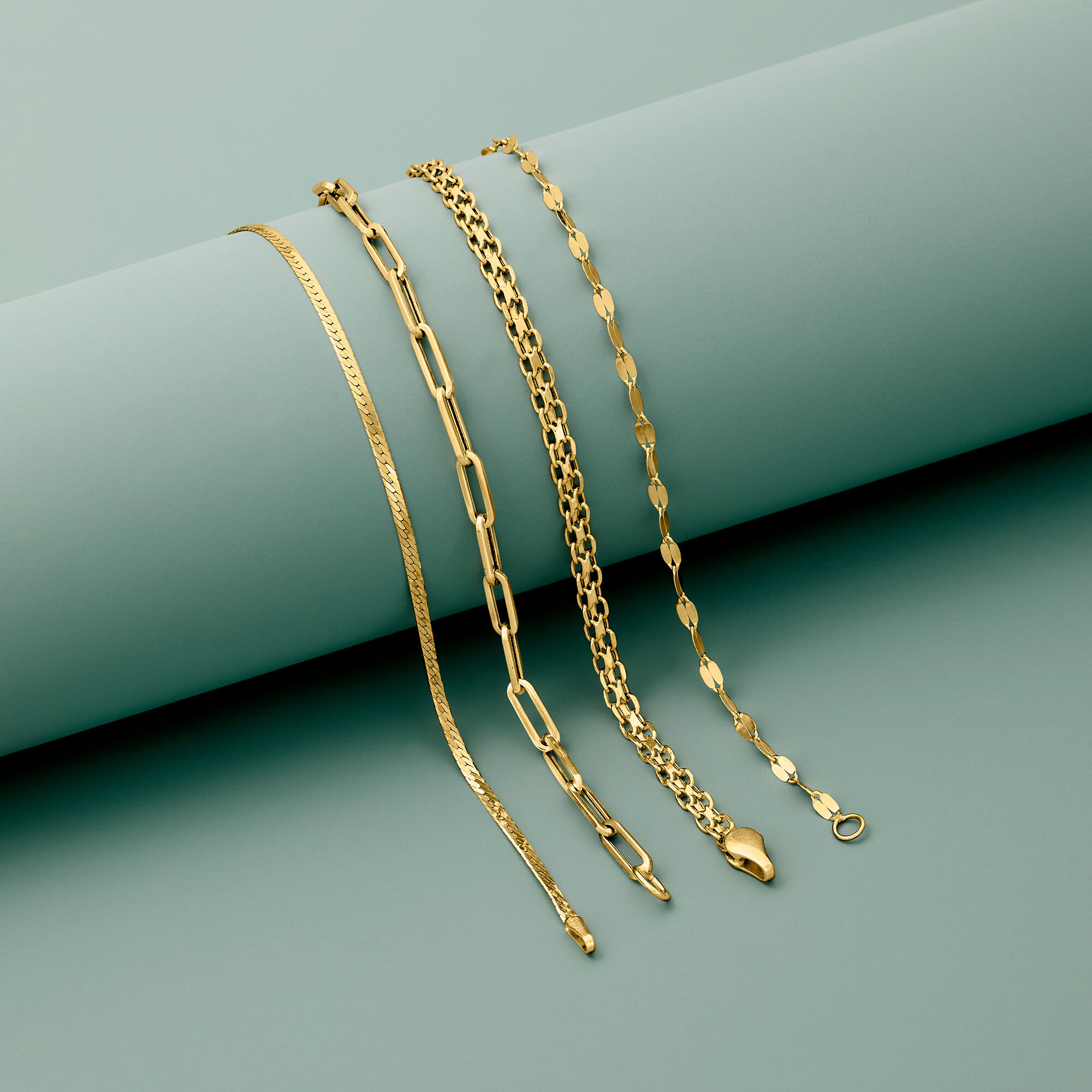 Bismark link chain store