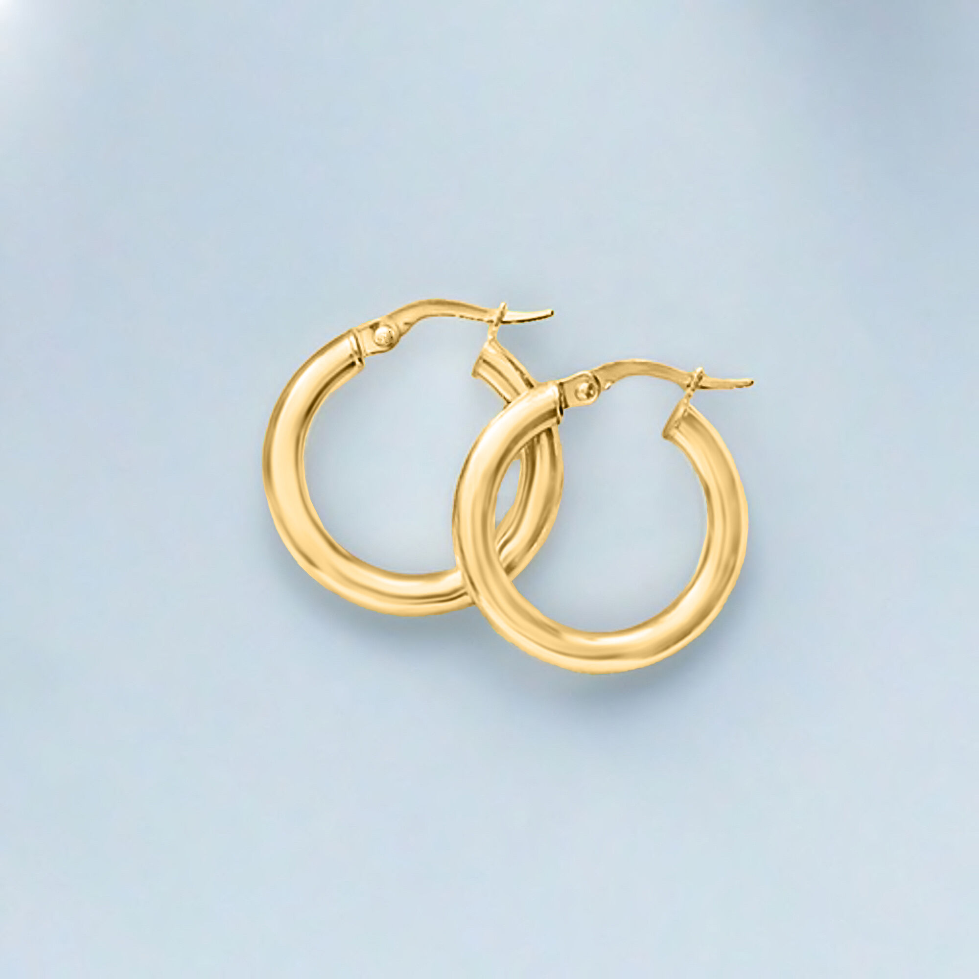 Italian 3mm 18kt Yellow Gold Hoop Earrings. 7/8 Italian 3mm 18kt Yellow Gold Hoop Earrings. 7/8